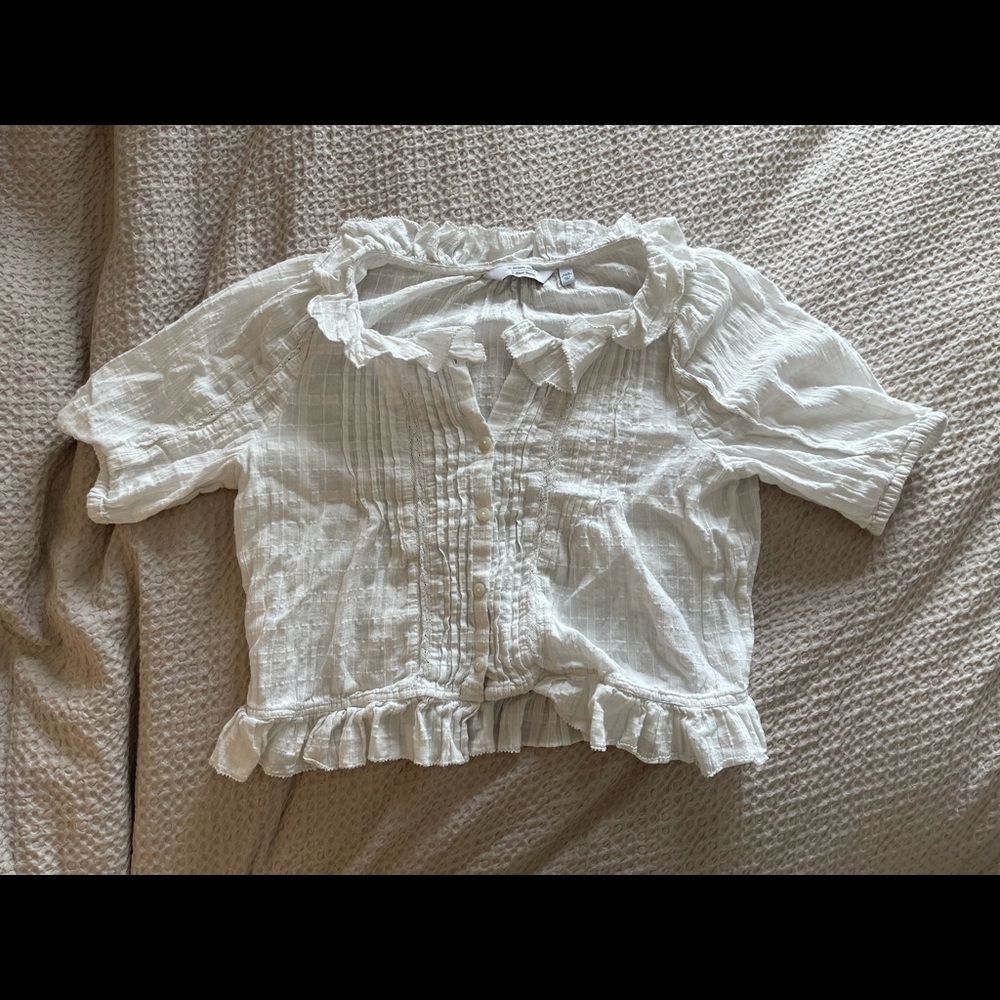 & Other Stories White Cropped Feminine Blouse size 4, Doên look alike
